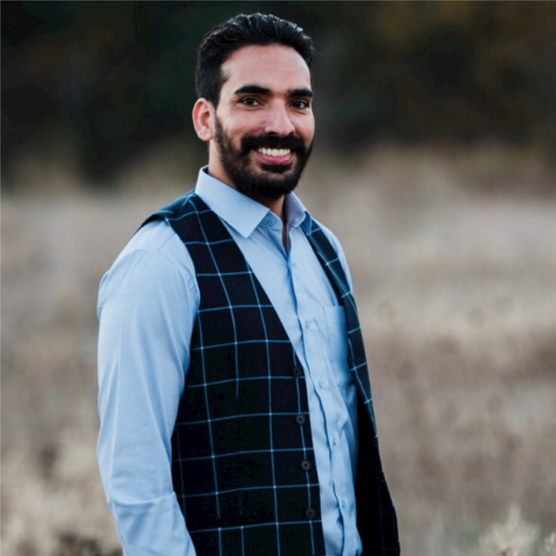 Amrinder Aulakh, Barrister, Solicitor and Notary Public